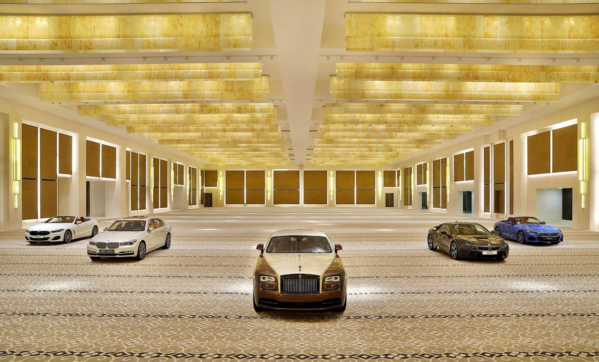 Hilton Riyadh Hotel & Residences Εξωτερικό φωτογραφία The car park