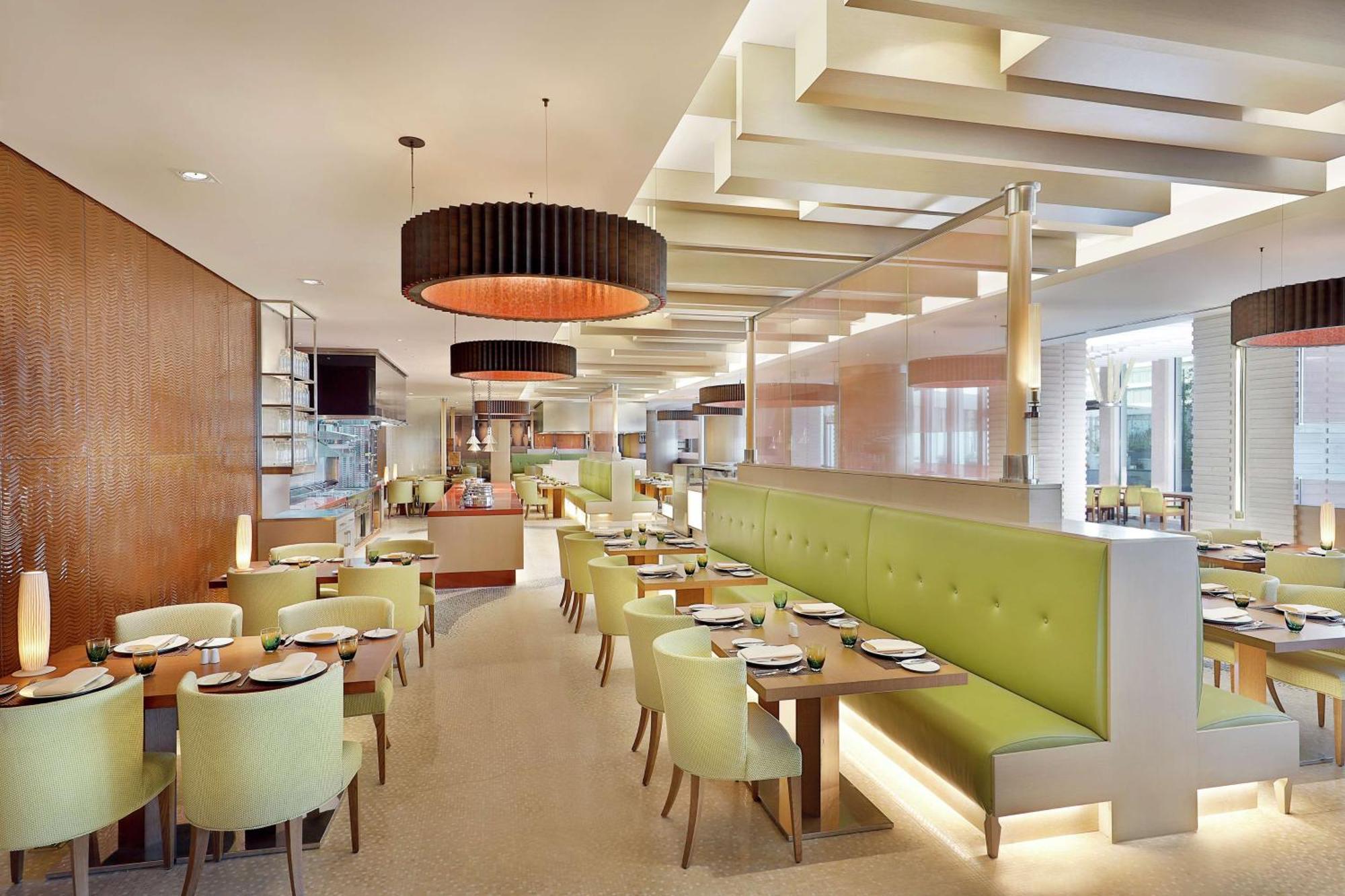 Hilton Riyadh Hotel & Residences Εξωτερικό φωτογραφία The Garden Grill